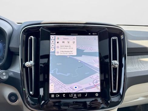 Certified 2024 Volvo XC40 B5 Core AWD/4WD image 23