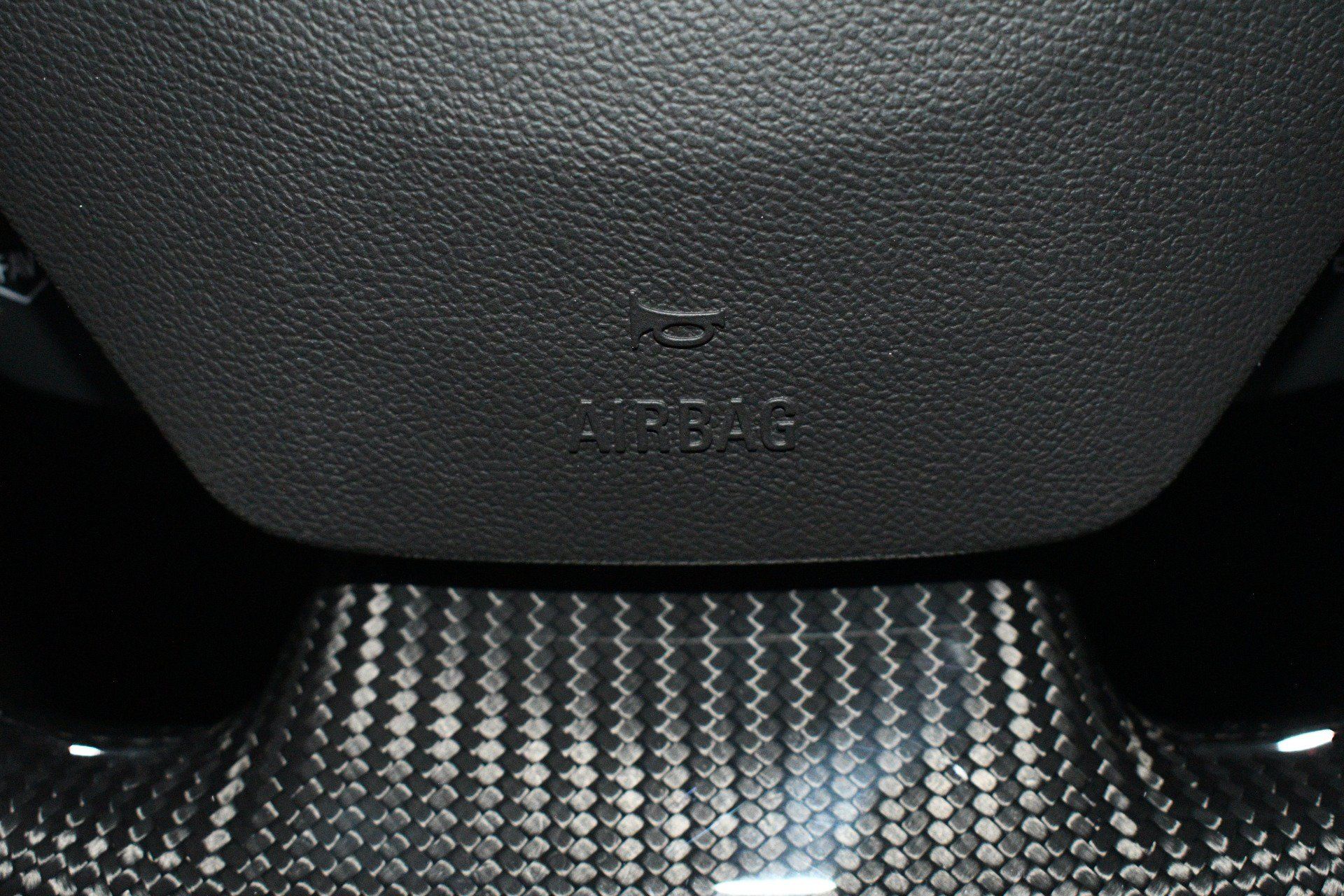 Used 2020 Chevrolet Camaro ZL1 RWD image 32