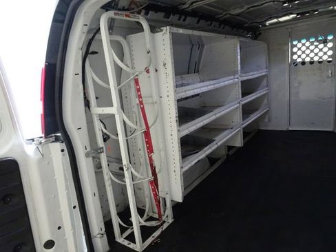 Used 2020 Chevrolet Express 2500 w/ Communications Package image 15