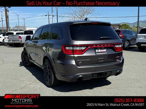 Used 2018 Dodge Durango SRT w/ Technology Group AWD/4WD image 7