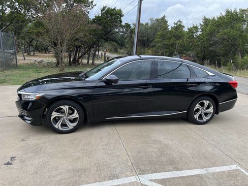 Used 2018 Honda Accord EX-L image 6