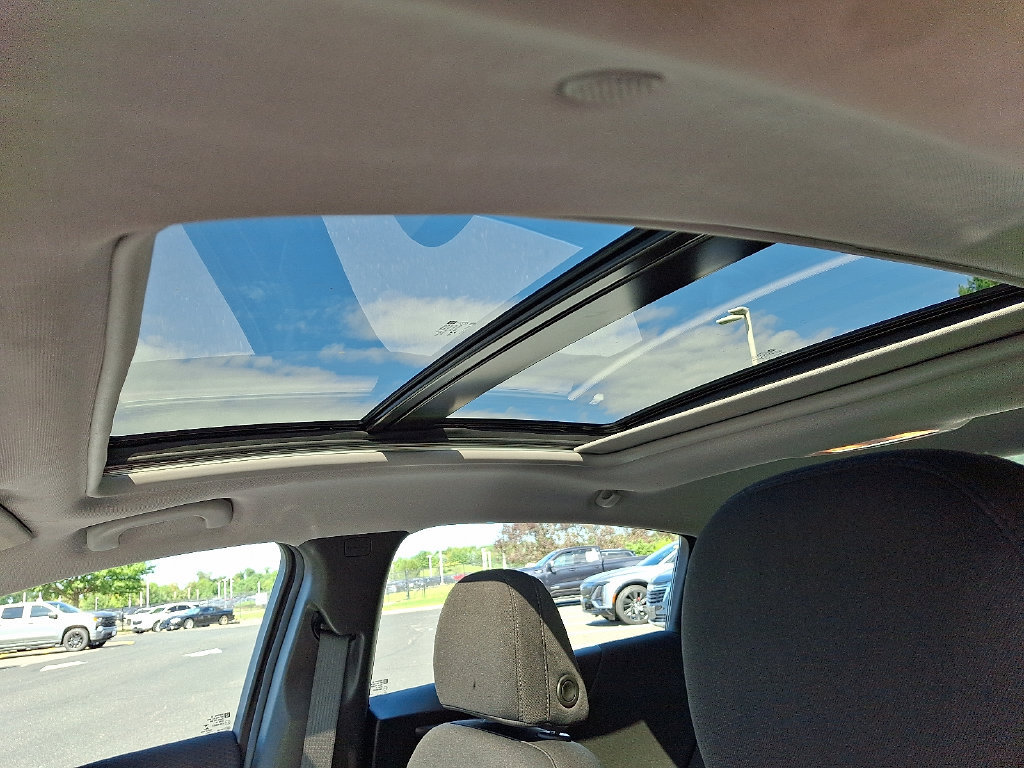 Certified 2024 Chevrolet Malibu LT FWD image 15
