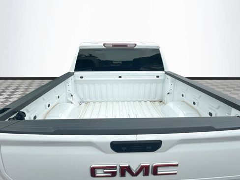 Used 2025 GMC Sierra 1500 SLT AWD/4WD image 29