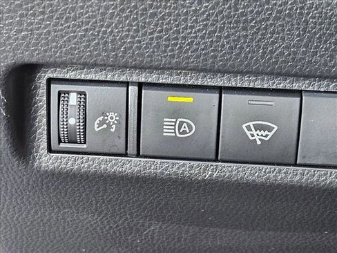 Used 2022 Toyota RAV4 Limited w/ Limited Grade Weather Package AWD/4WD image 8