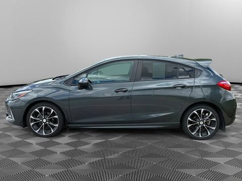 Used 2019 Chevrolet Cruze Diesel w/ Sun And Sound Package FWD image 2