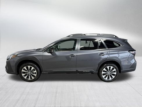 Certified 2025 Subaru Outback Limited image 4