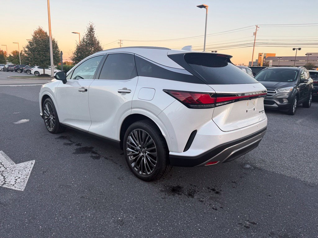 Used 2025 Lexus RX 450h AWD w/ Convenience Package image 9