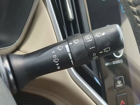 Used 2020 Subaru Outback Limited image 26