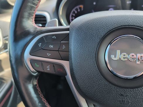 Used 2017 Jeep Grand Cherokee Trailhawk AWD/4WD image 22