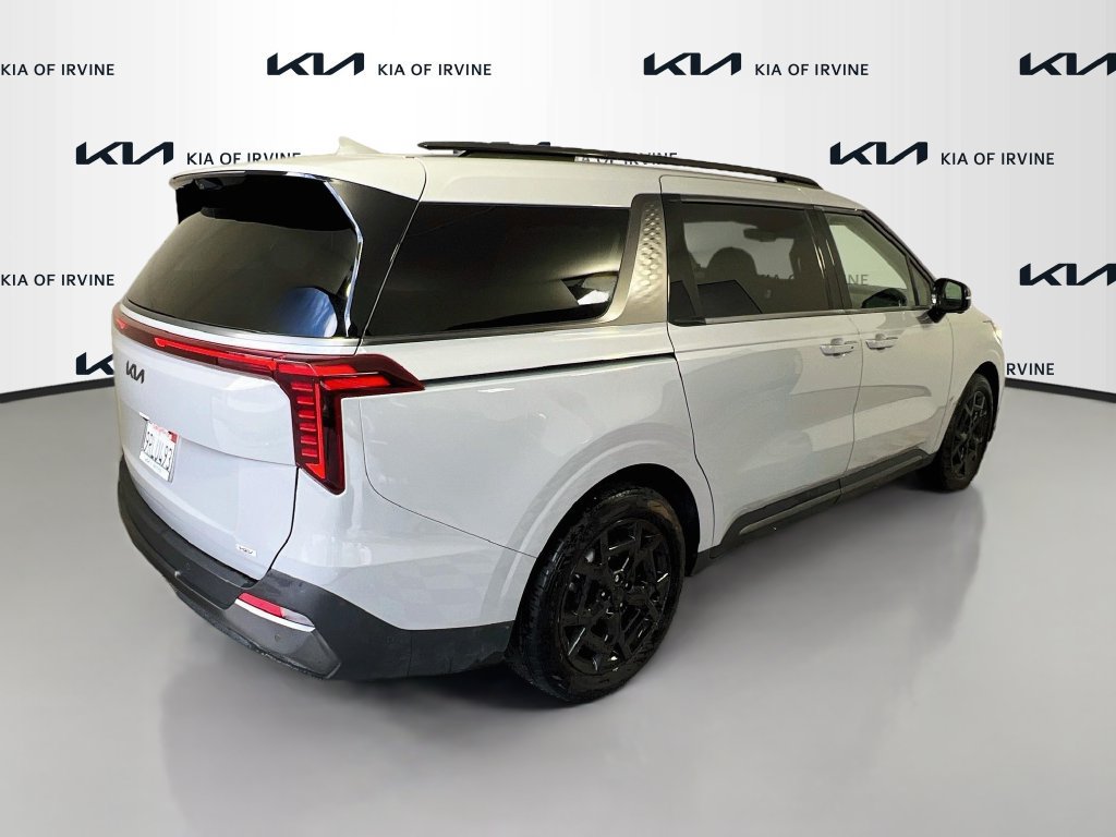 Certified 2025 Kia Carnival SX Prestige FWD image 9