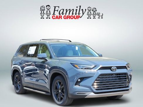 New 2026 Toyota Grand Highlander Limited image 2