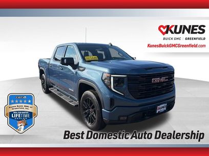 New 2026 GMC Sierra 1500 Elevation w/ Elevation Premium Package