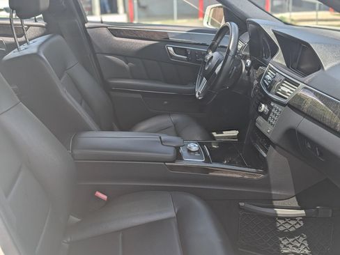 Used 2012 Mercedes-Benz E 350 4MATIC Sedan w/ Premium 2 Pkg image 22