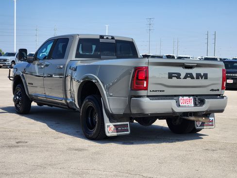 Used 2025 RAM 3500 Limited AWD/4WD image 7