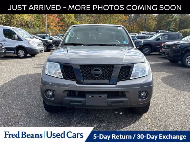 Certified 2020 Nissan Frontier SV w/ Midnight Edition Floor Mats AWD/4WD image 2