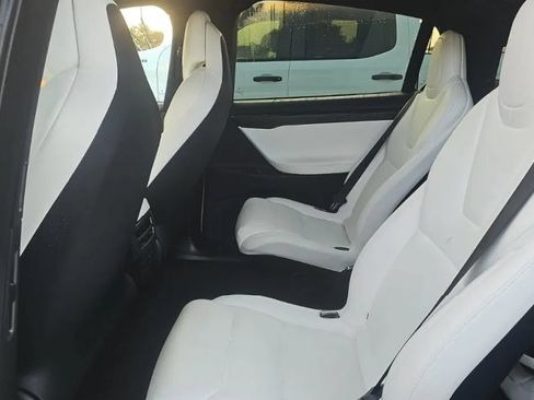 Used 2019 Tesla Model X Performance AWD/4WD image 5