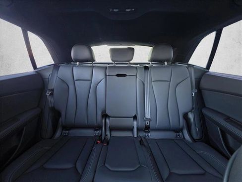 New 2026 Audi Q8 Premium Plus image 17