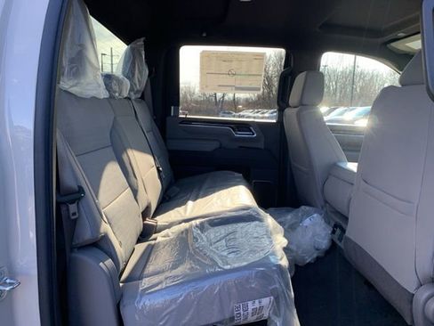 New 2026 GMC Sierra 2500 SLE image 27