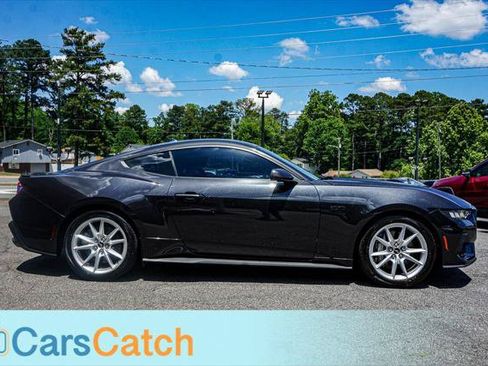 Used 2024 Ford Mustang GT Premium RWD image 9