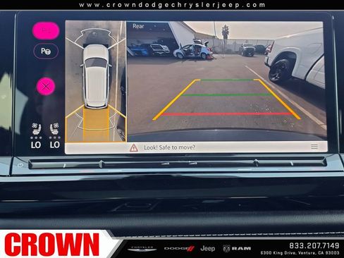 Used 2024 Volkswagen Atlas SEL Premium R-Line image 31