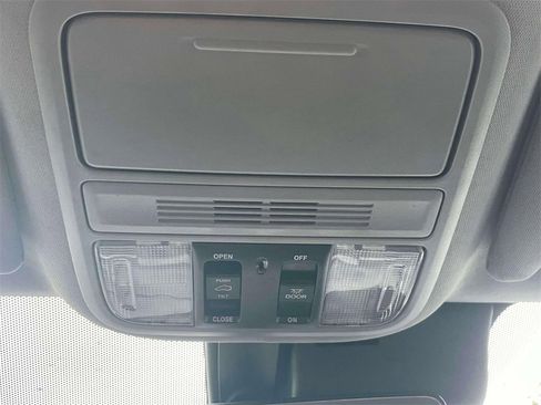 Certified 2022 Honda Pilot Special Edition image 31