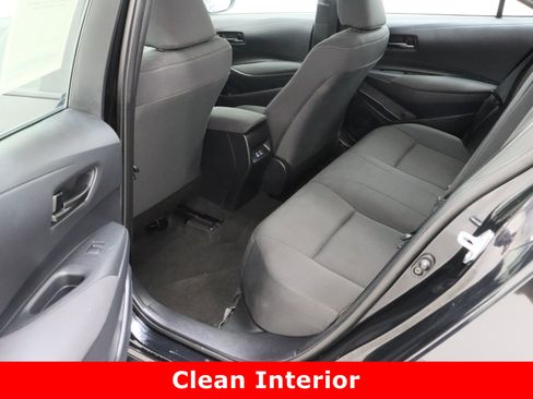 Used 2025 Toyota Corolla LE image 24