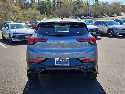 Certified 2025 Buick Encore GX Sport Touring w/ Advanced Technology Package image 11