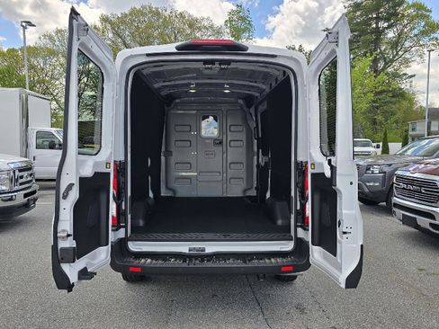 New 2025 Ford Transit 250 148 Medium Roof Extended AWD w/ Exterior Upgrade Package image 9