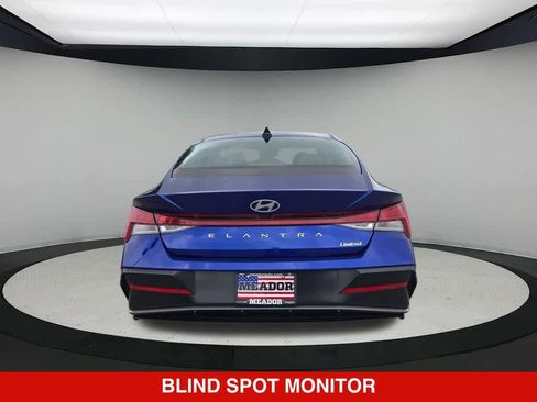 Used 2025 Hyundai Elantra Limited FWD image 5