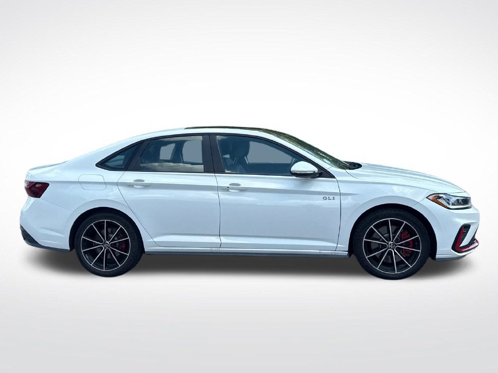 Used 2025 Volkswagen Jetta GLI Autobahn FWD image 7