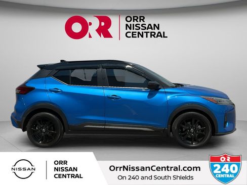 Used 2022 Nissan Kicks SR w/ Premium Package FWD image 4