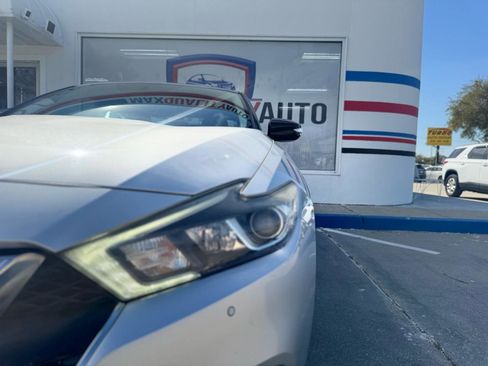 Used 2018 Nissan Maxima 3.5 SV image 6
