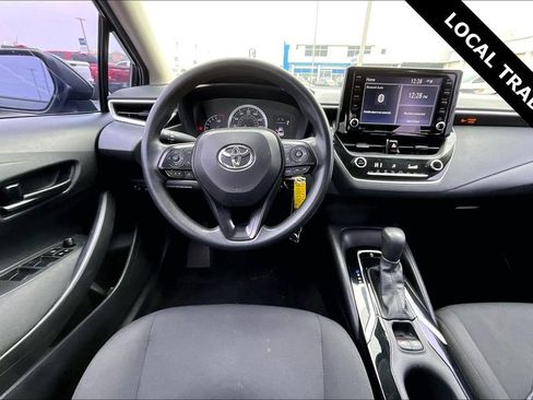 Used 2022 Toyota Corolla LE image 8