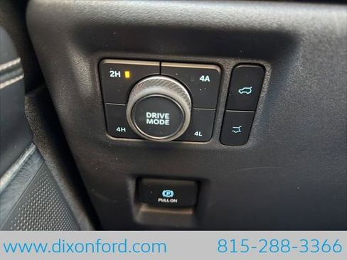 Used 2025 Ford Expedition Platinum image 15