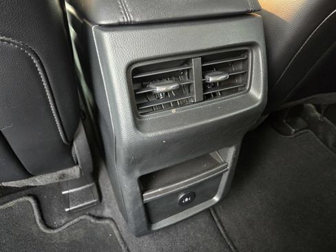 Used 2023 Ford Edge SEL AWD/4WD image 12