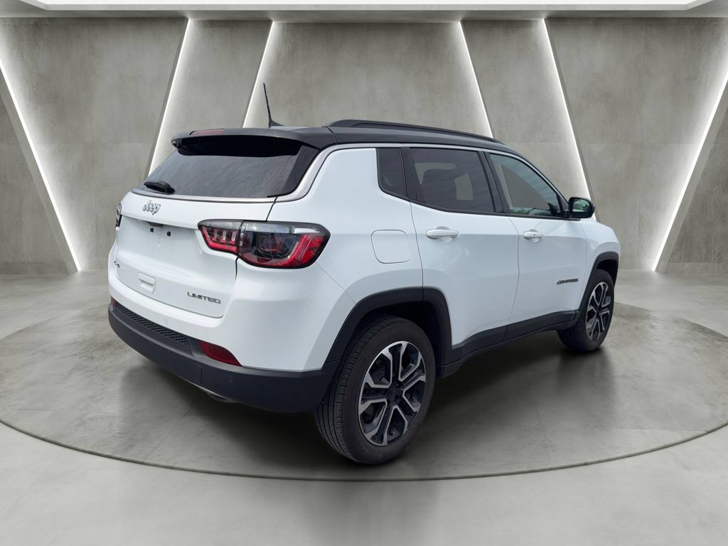 Used 2023 Jeep Compass Limited AWD/4WD image 7