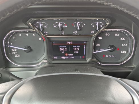 Used 2020 GMC Sierra 1500 SLT w/ SLT Premium Plus Package RWD image 28