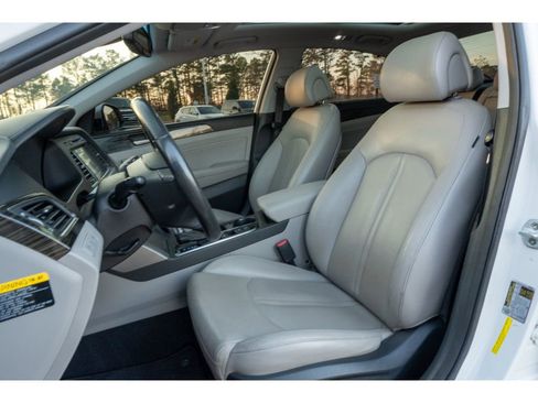 Used 2016 Hyundai Sonata Limited w/ Option Group 02 image 11