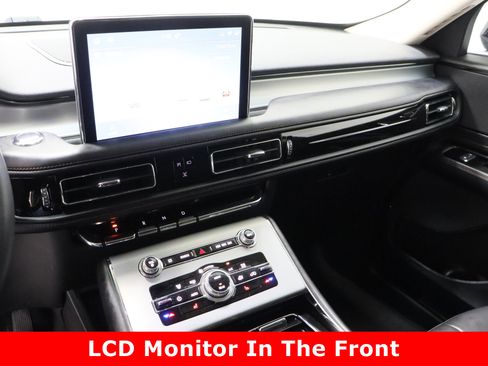 Used 2024 Lincoln Aviator 2WD w/ Premium Package image 16