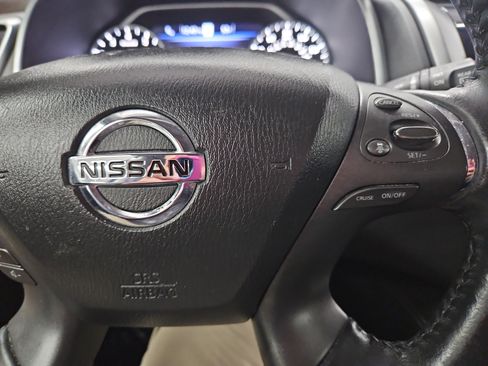 Used 2022 Nissan Murano Platinum w/ Cargo Package image 18