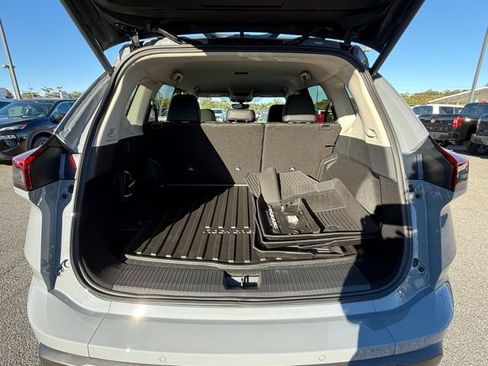 New 2026 Nissan Rogue SV image 17