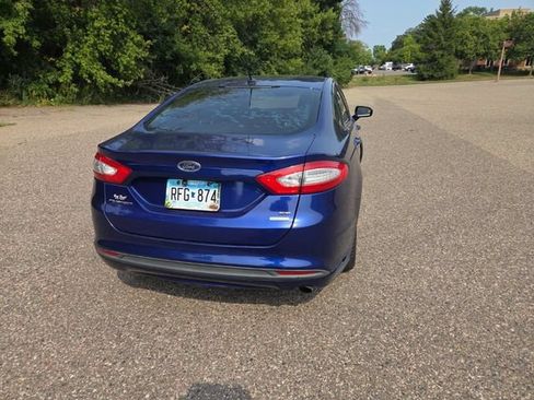 Used 2013 Ford Fusion SE FWD image 14