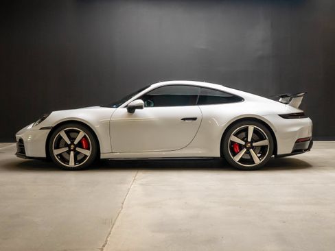 Certified 2026 Porsche 911 Carrera S RWD image 2