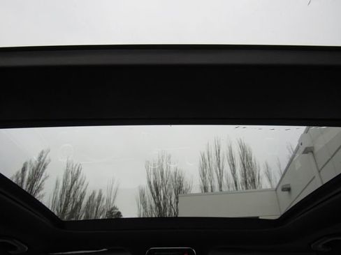 New 2026 Mercedes-Benz GLC 300 4MATIC image 29