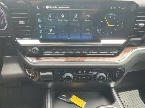 Used 2026 Chevrolet Silverado 1500 LT Trail Boss w/ LT Trail Boss Premium Package AWD/4WD image 24