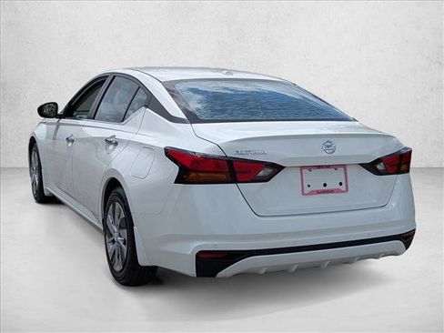 Used 2020 Nissan Altima 2.5 S w/ Driver Assist Package FWD image 7