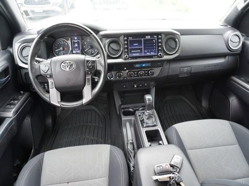 Used 2021 Toyota Tacoma TRD Off-Road AWD/4WD image 2