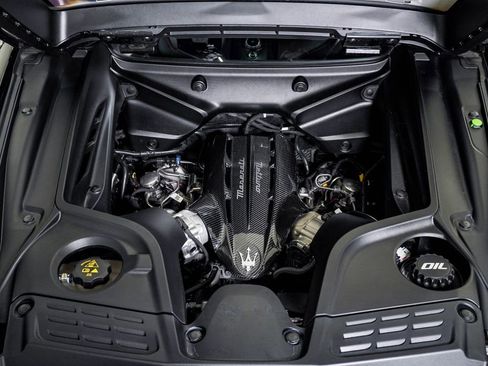 Certified 2023 Maserati MC20 Coupe RWD image 34