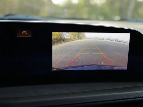 Certified 2024 Cadillac XT4 Sport image 16