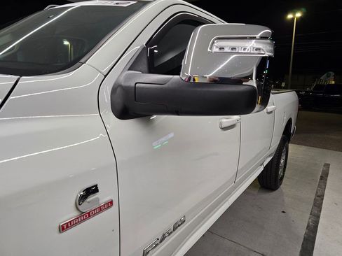 Used 2024 RAM 2500 Laramie AWD/4WD image 12